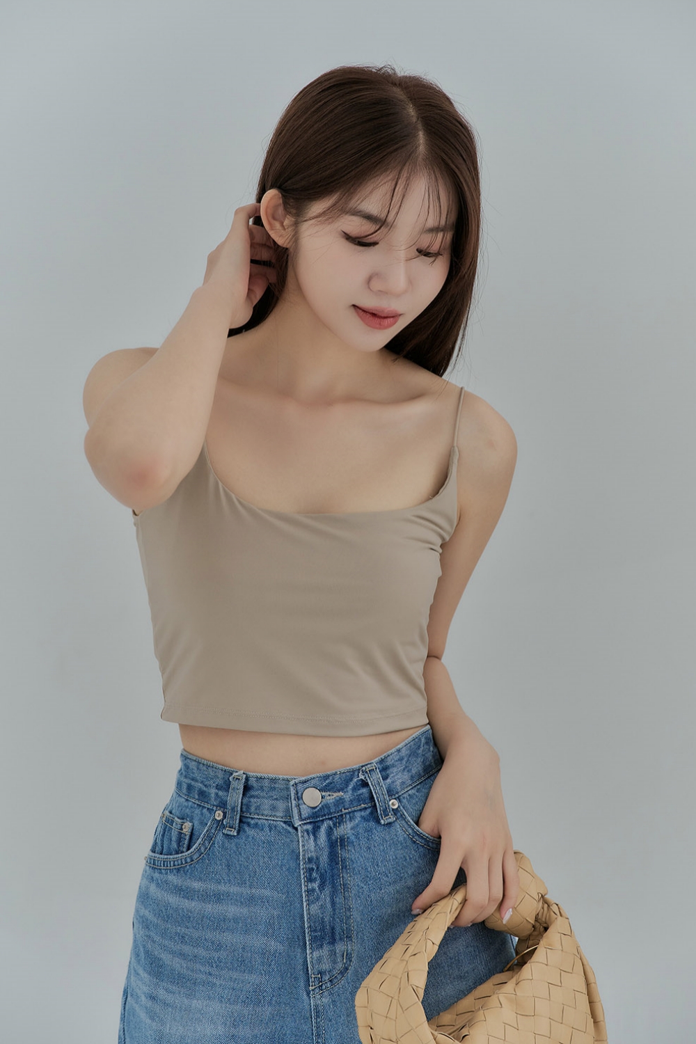 HEALER Made 冰絲美胸 細肩帶方領涼感BRATOP