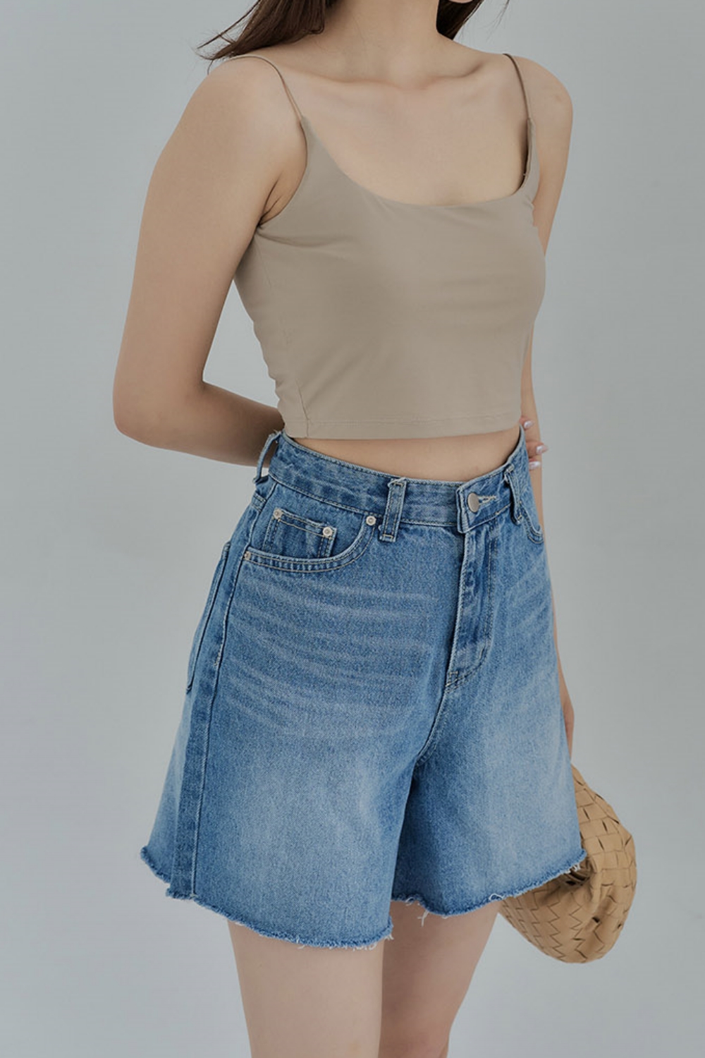 HEALER Made 冰絲美胸 細肩帶方領涼感BRATOP