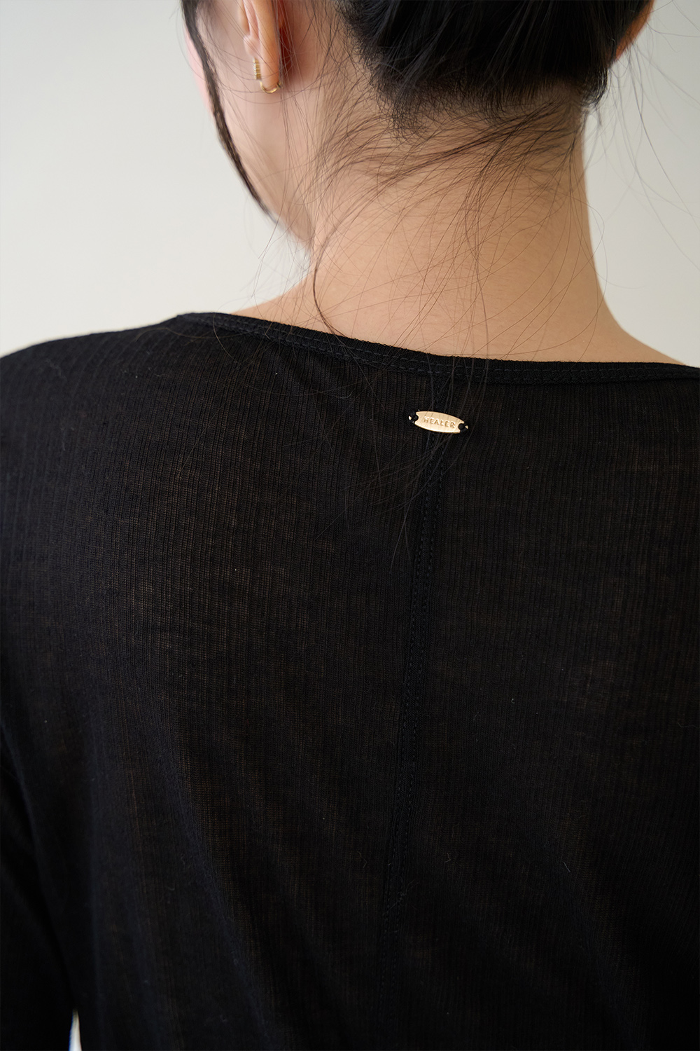 HEALER Made 極簡棉柔衫 薄透後中線圓領上衣