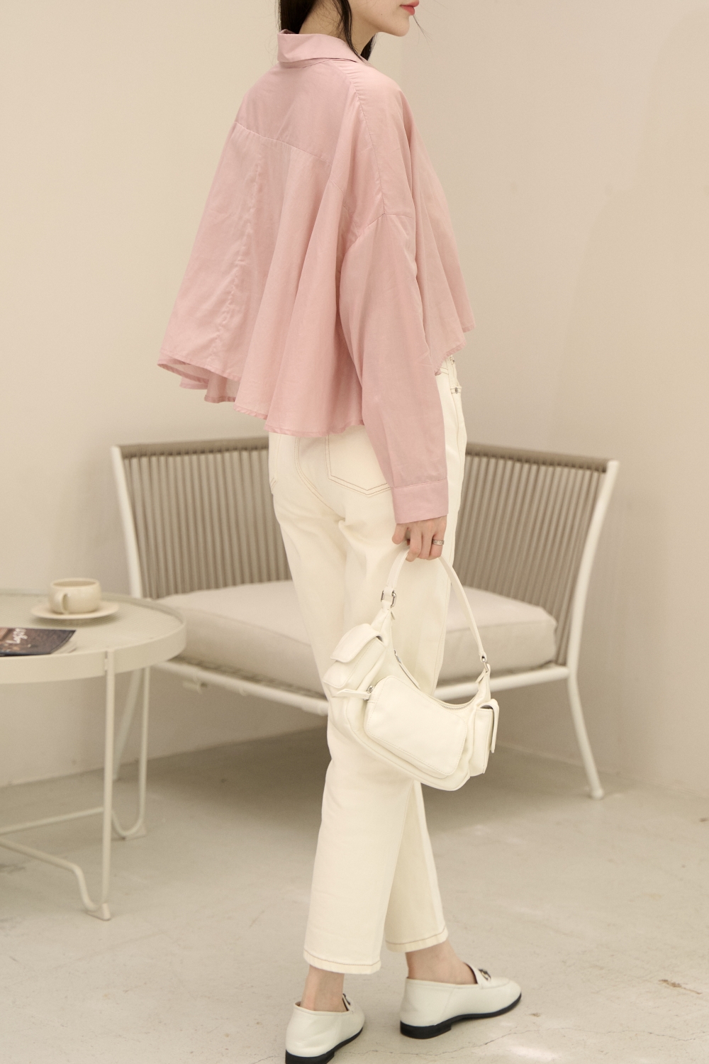 浪漫序曲 傘襬短版長袖襯衫