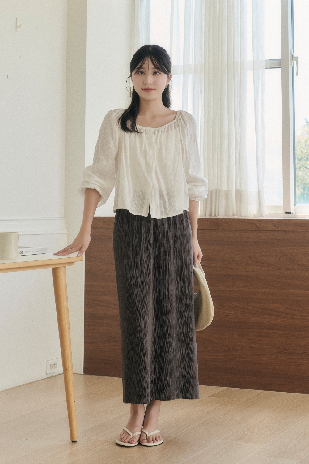 流光之境 細壓褶輕薄中長裙