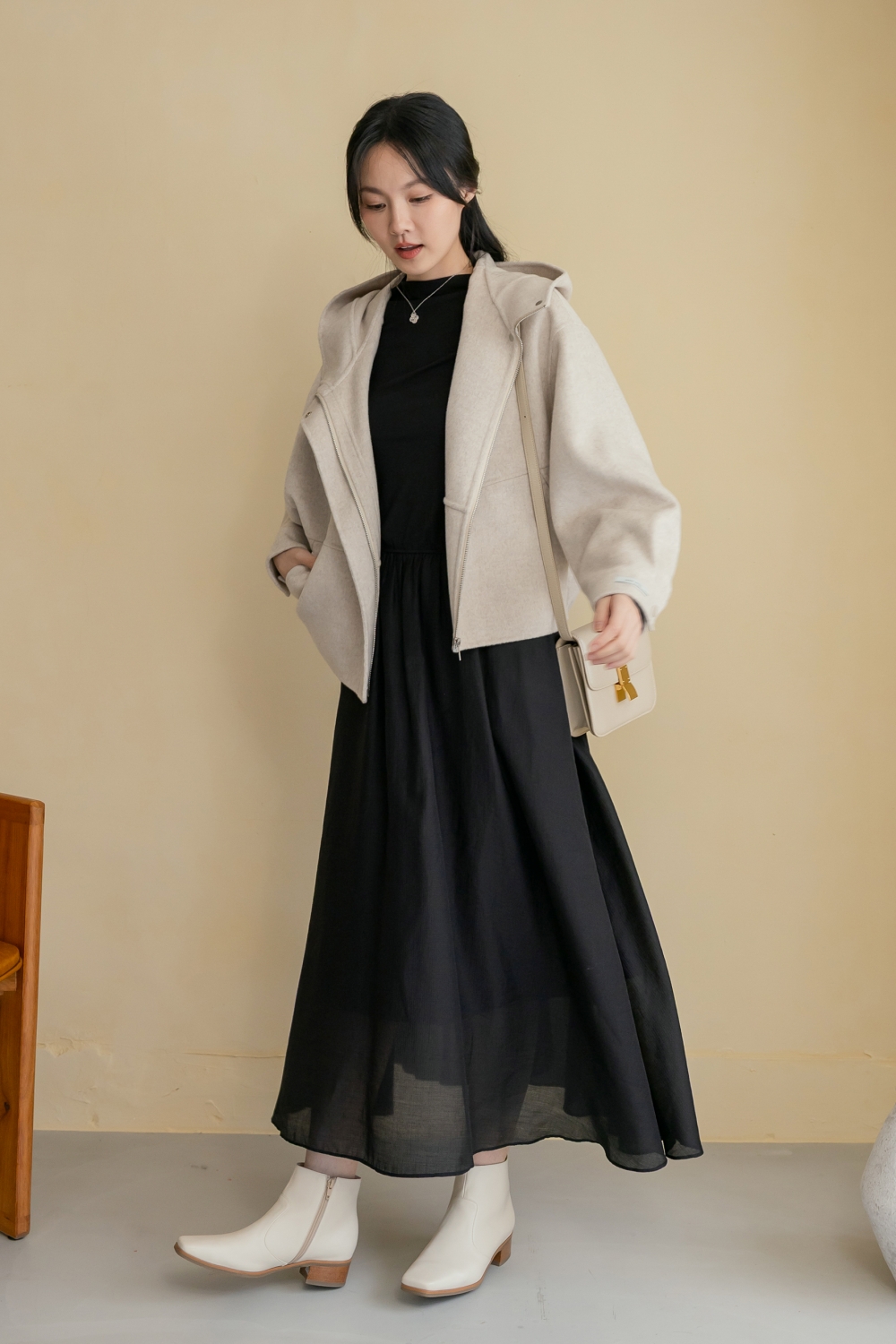 HEALER Made 服搭神器 微光澤拼接垂領長洋裝