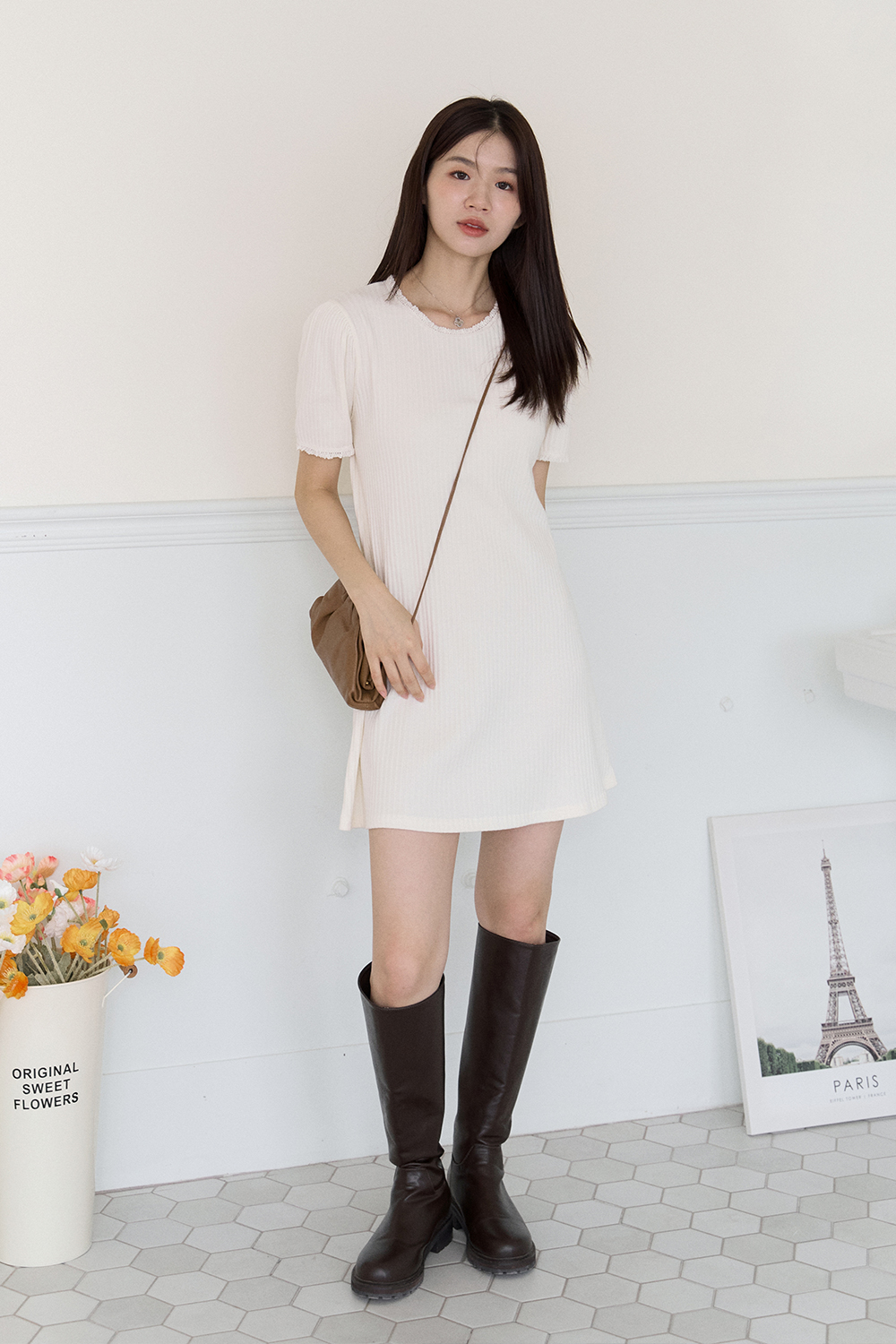 不簡單的小洋裝 蕾絲花邊小澎袖短洋裝