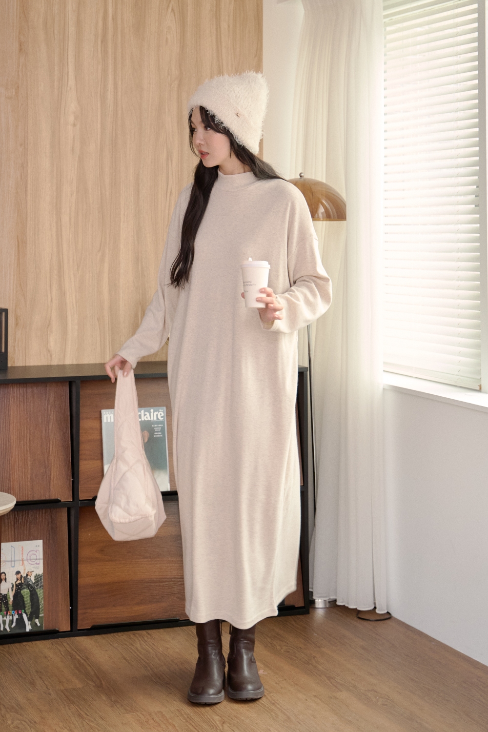 週一還想睡 半高領寬鬆長洋裝