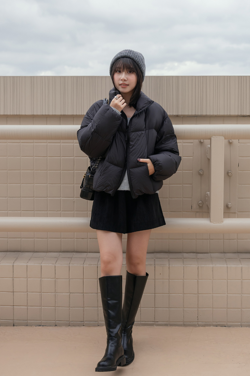 寶劍同款 立領方格羽絨外套