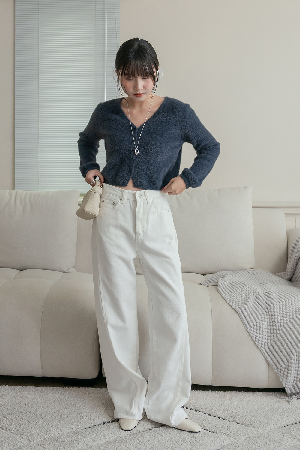 男友pick V領短版毛絨針織外套