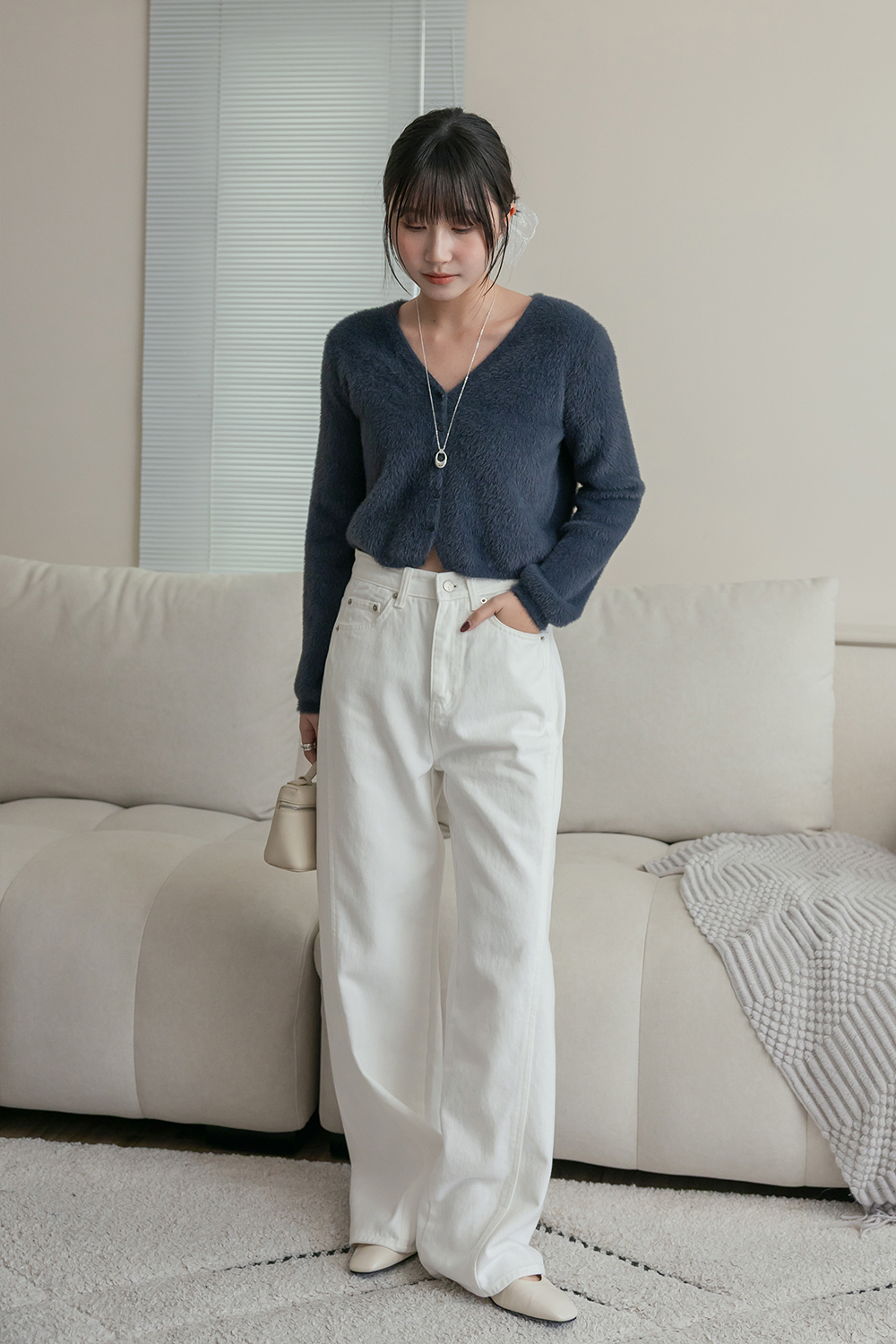 男友pick V領短版毛絨針織外套