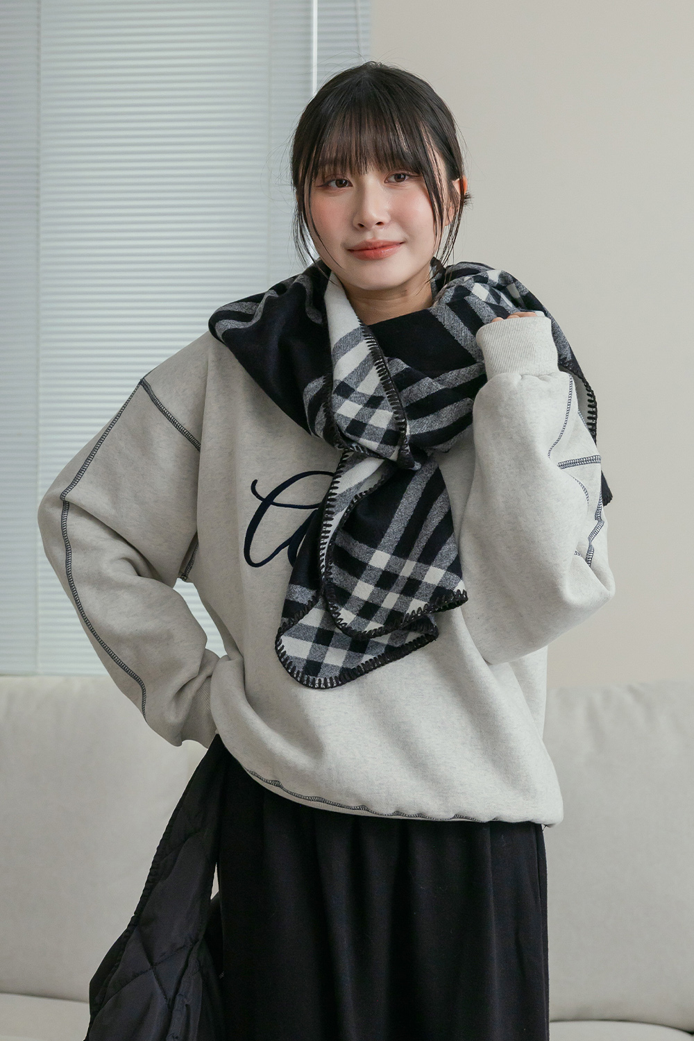 好看哭 仿羊絨雙面格紋圍巾