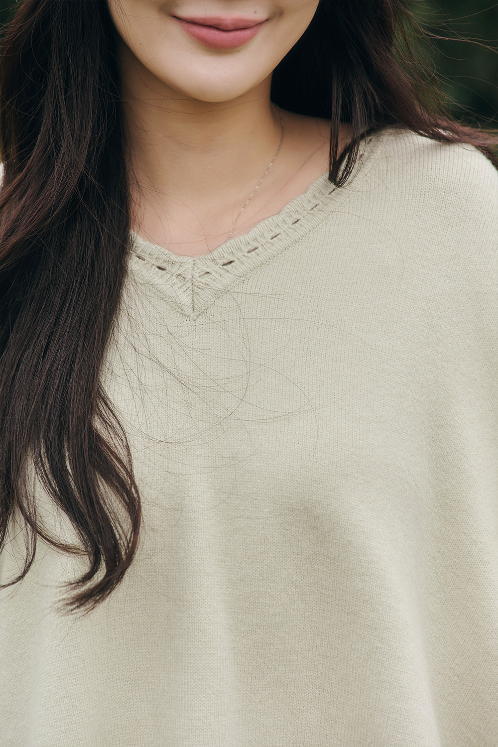 HEALER Made 花邊天天針織 V領側開衩針織毛衣