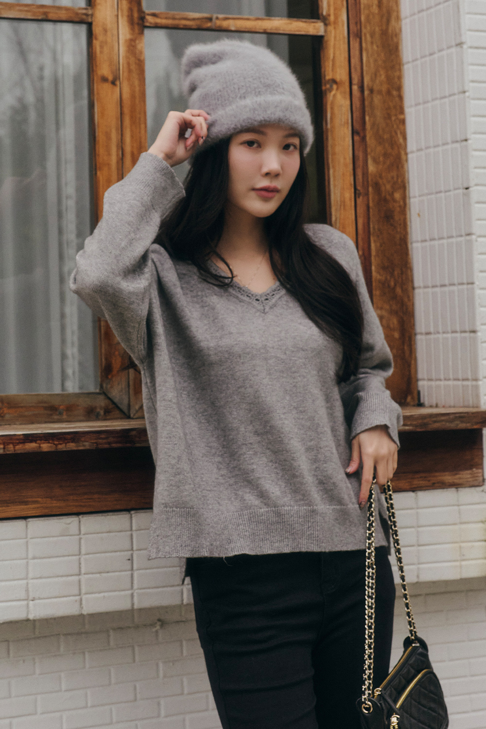 HEALER Made 花邊天天針織 V領側開衩針織毛衣