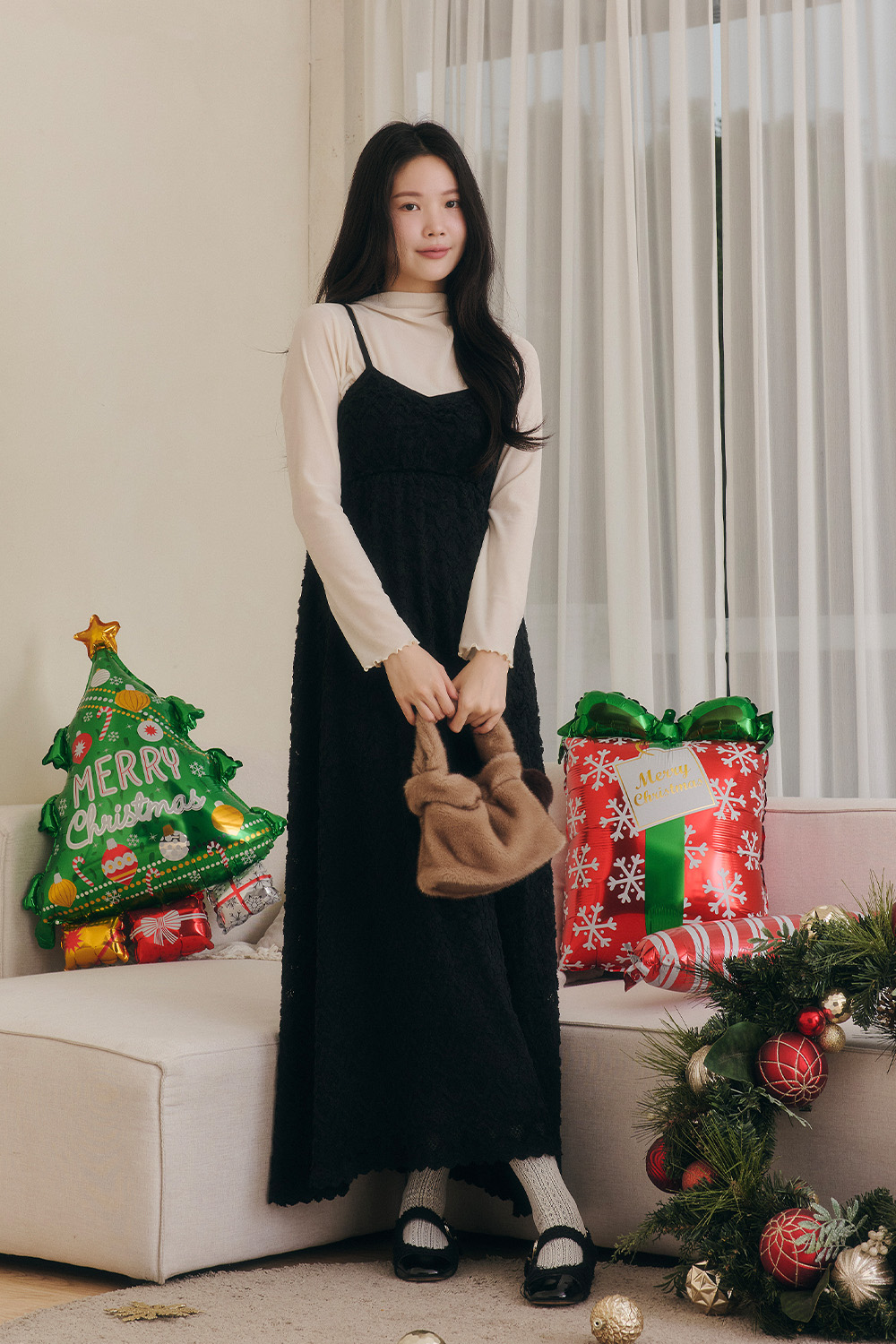 心心戀戀 愛心植絨細肩帶長洋裝