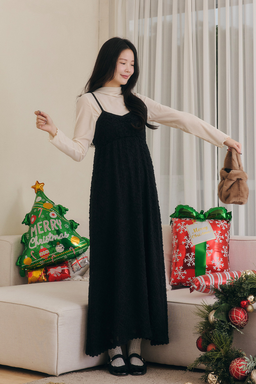 心心戀戀 愛心植絨細肩帶長洋裝