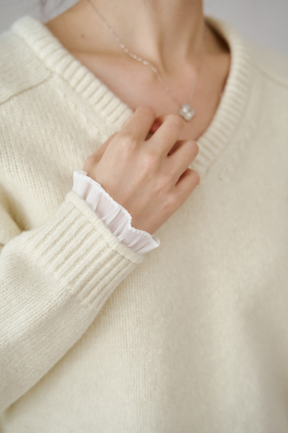 童話夢境 V領雪紡滾邊針織毛衣