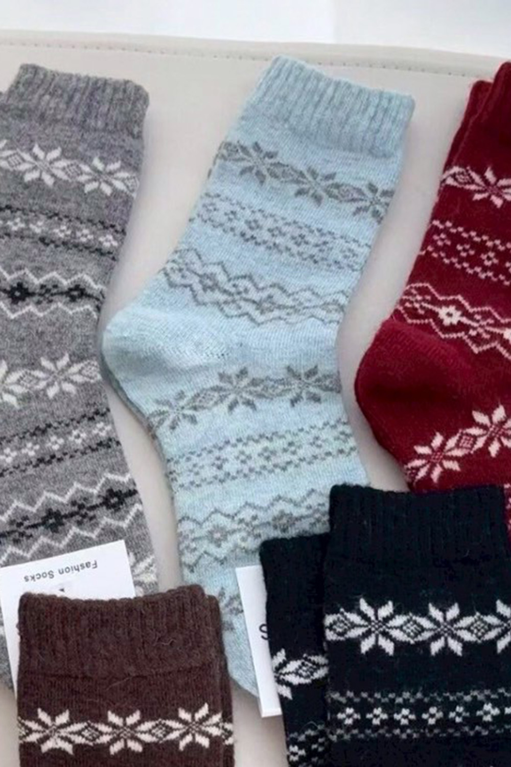 北歐旋律 雪花羊毛中筒襪