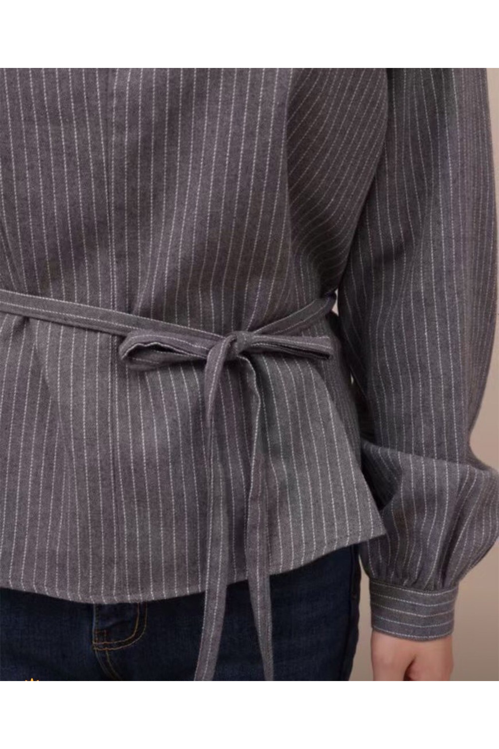 摩登女人 細條紋露肩襯衫