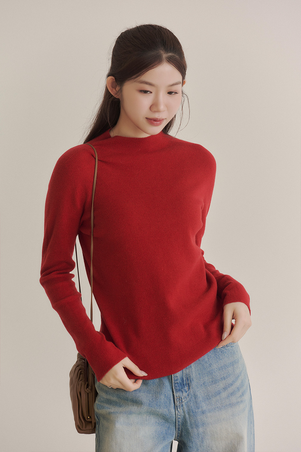 回眸 半高領一體成型針織衫