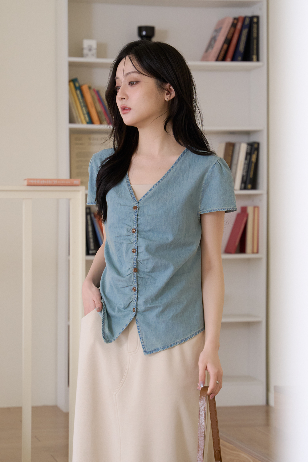 HEALER Made 默默超修身 V領短袖牛仔襯衫