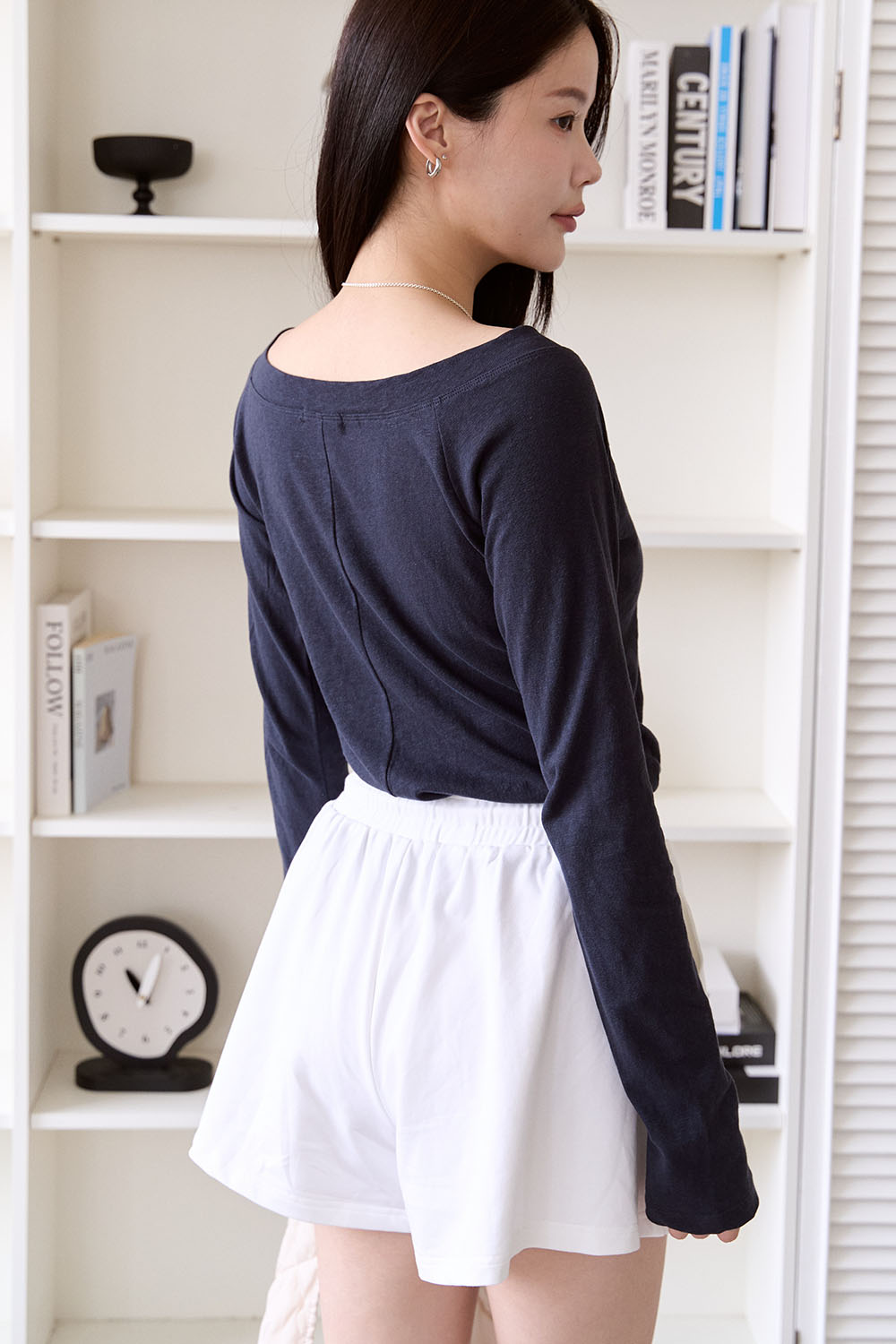 仰望藍天 大圓領薄長袖上衣