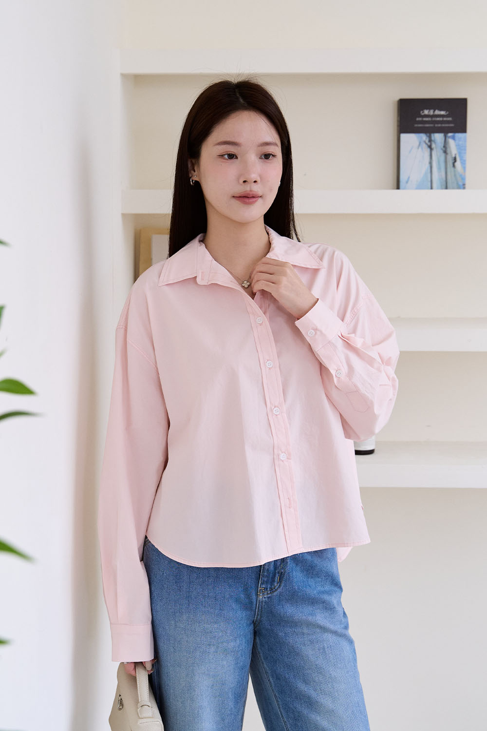 週一也有好心情 前短後長寬鬆襯衫