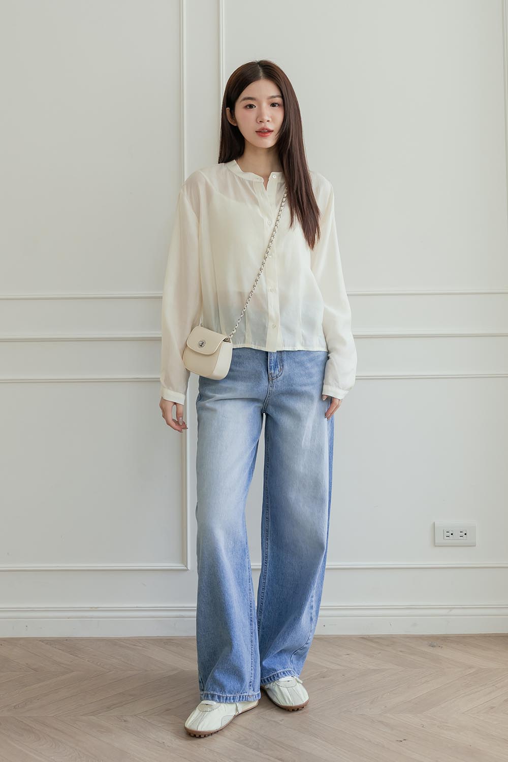 輕透濾鏡 微光澤質感無領襯衫