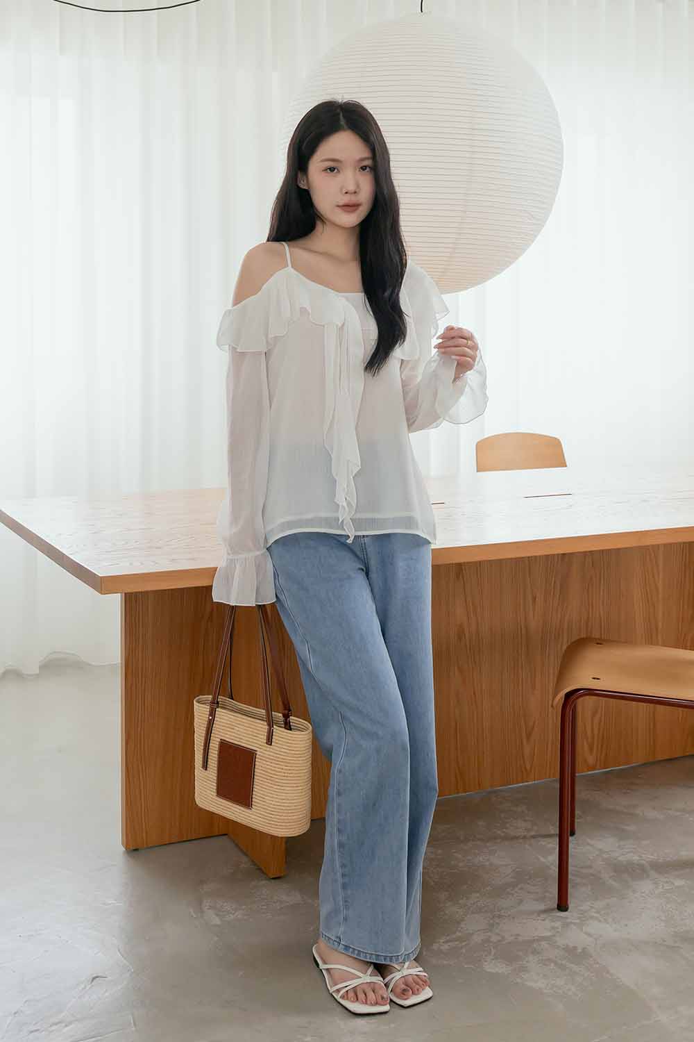 浪漫基因 露肩荷葉雪紡上衣