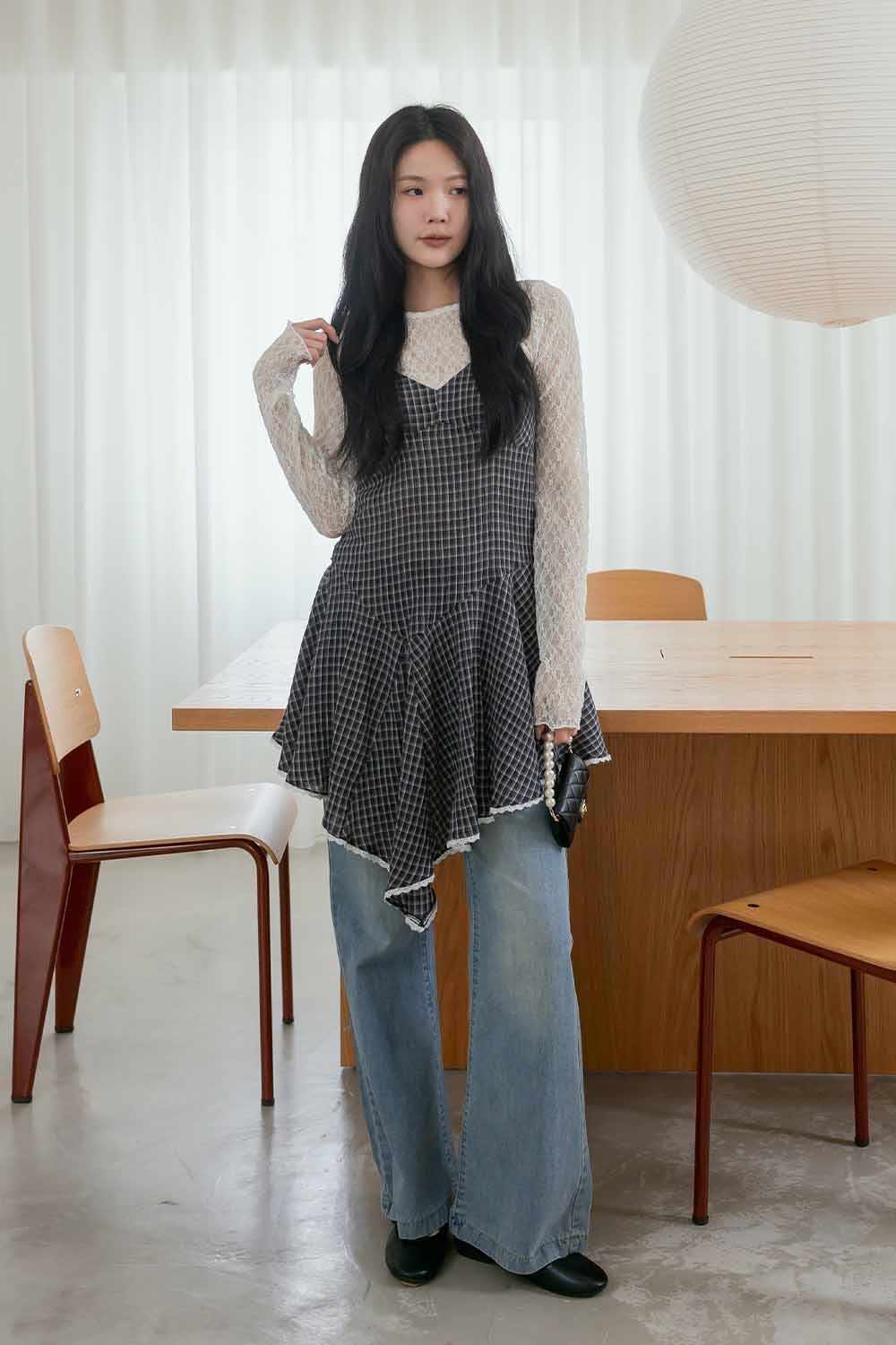 撩心 蕾絲透膚上衣