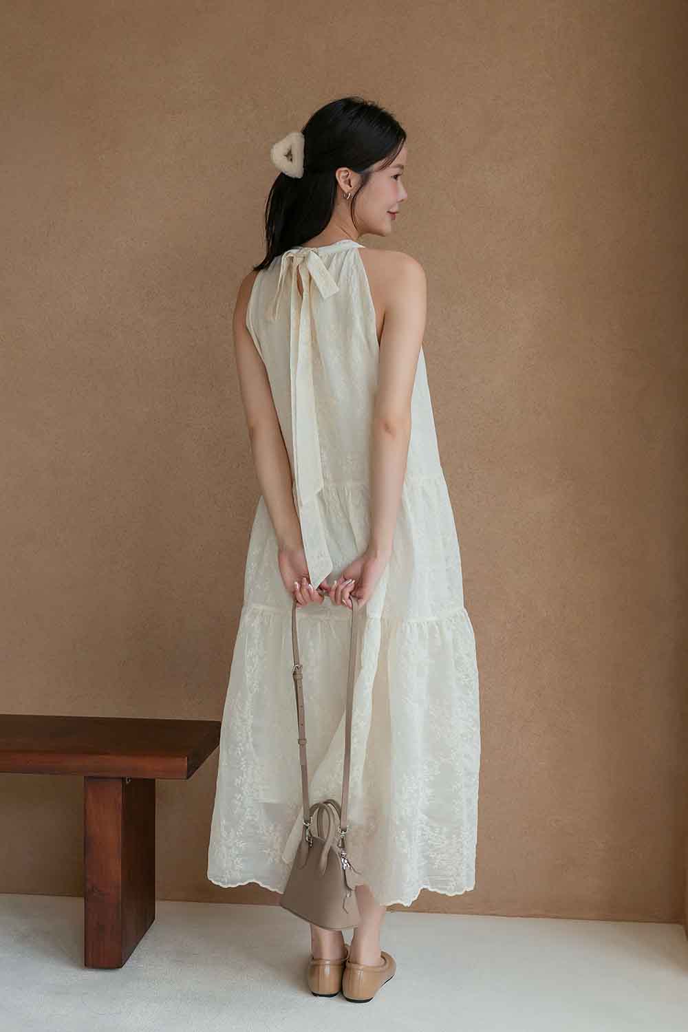 HEALER Made 人間仙境 削肩綁帶花朵刺繡蛋糕長洋裝