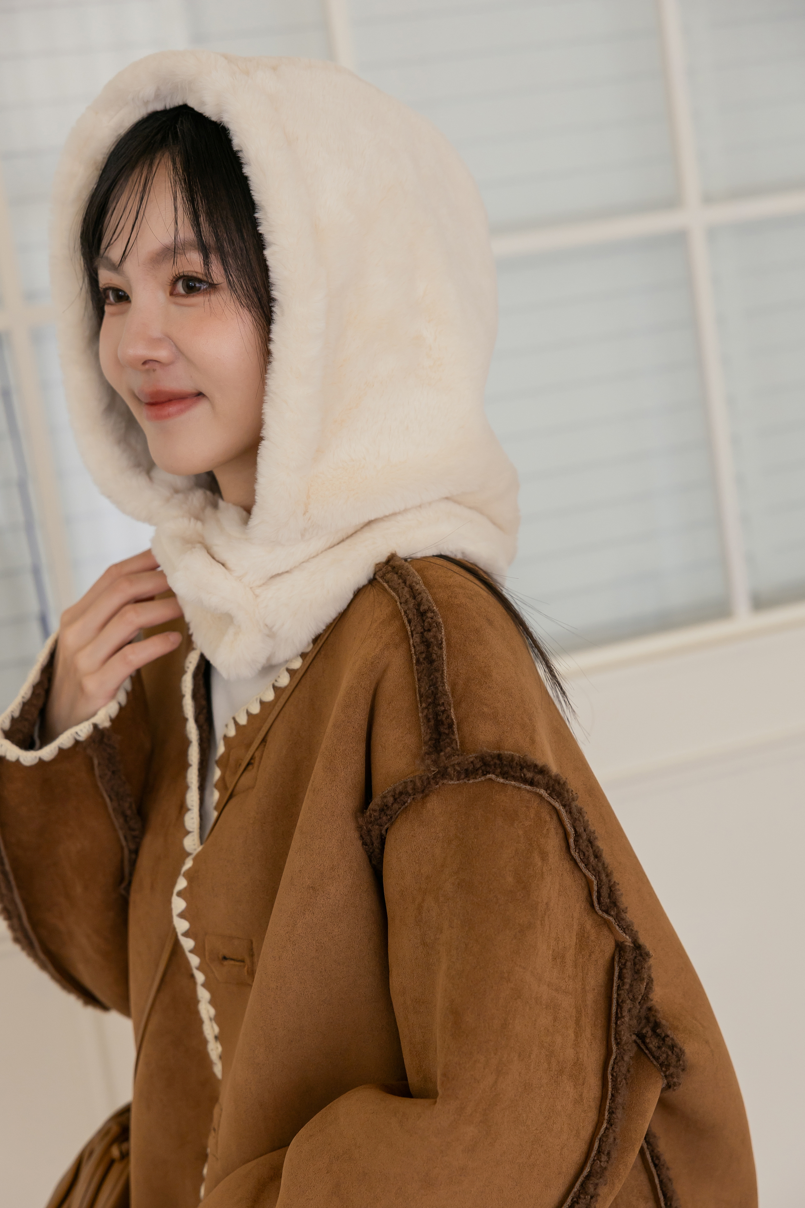 HEALER Made 牧羊人 毛絨連帽圍脖